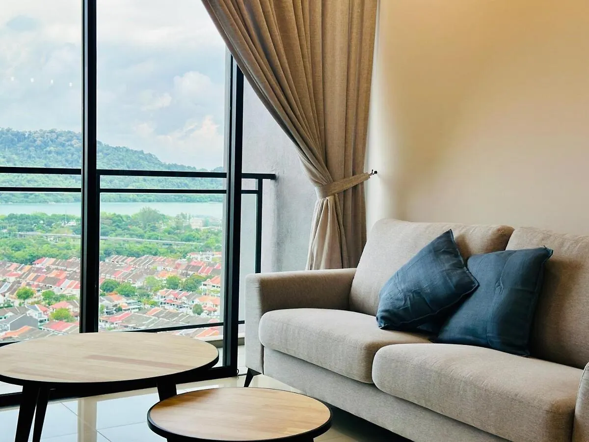 Iconic Regency 3Br Seaview Homestay With Rooftop Pool Bayan Lepas Apartment