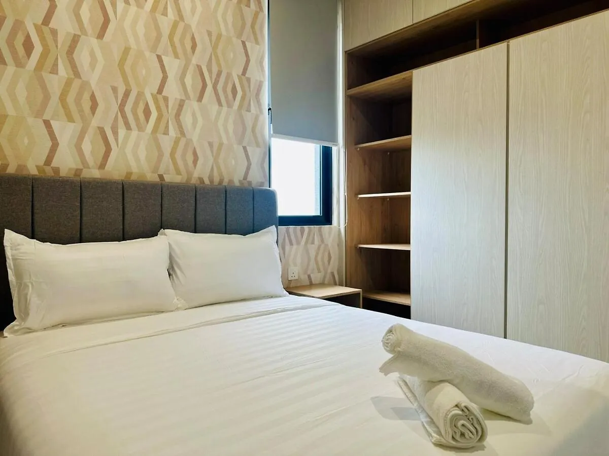 Iconic Regency 3Br Seaview Homestay With Rooftop Pool Bayan Lepas
