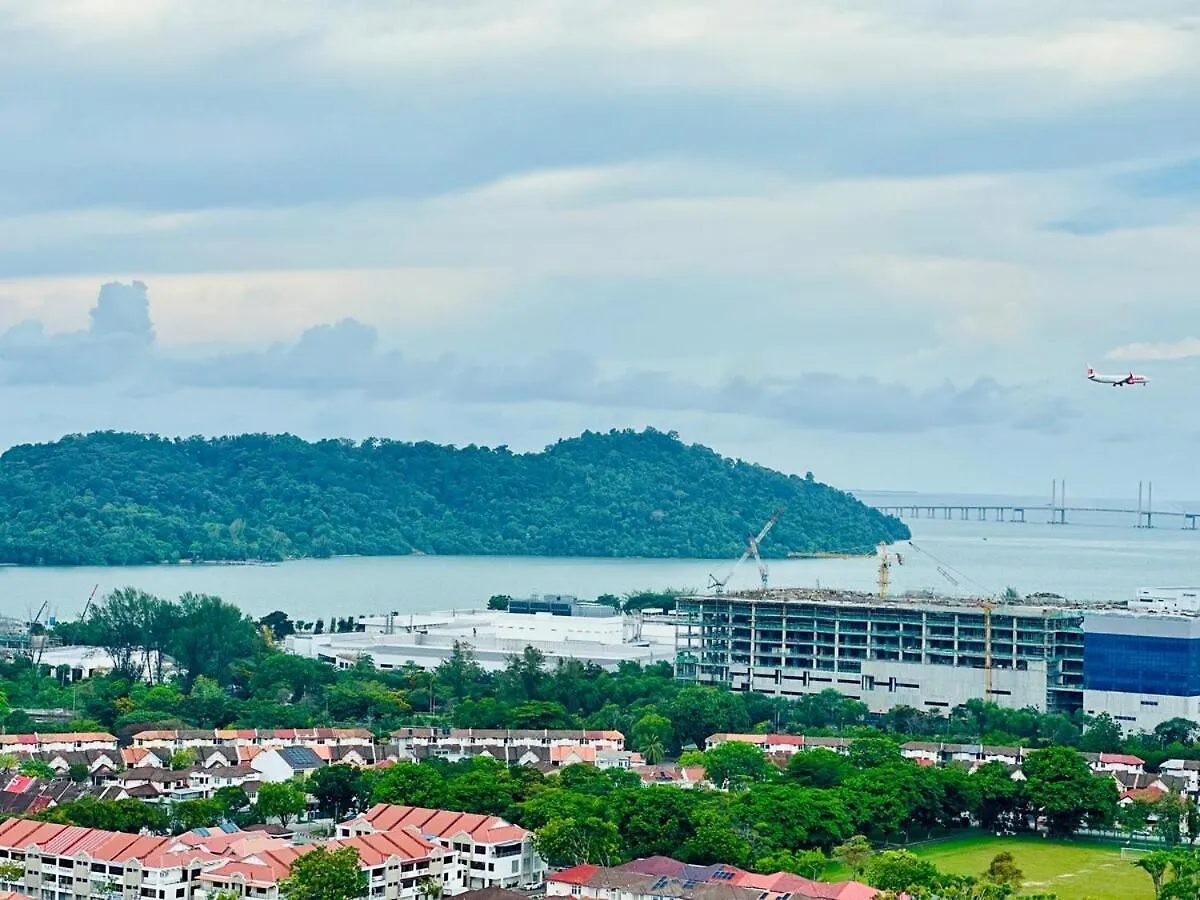 Iconic Regency 3Br Seaview Homestay With Rooftop Pool Bayan Lepas 0*,  Malaysia