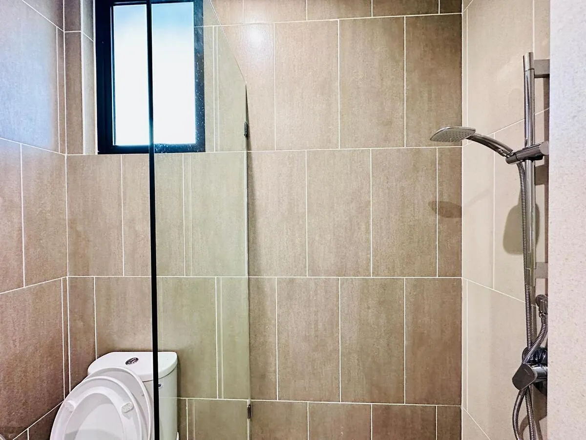 Iconic Regency 3Br Seaview Homestay With Rooftop Pool Bayan Lepas Apartment